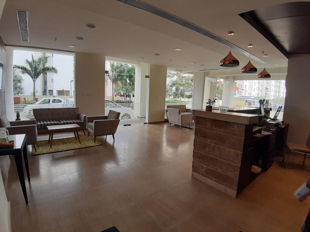 Starlit Suites Bangalore Kammasandra Zewnętrze zdjęcie