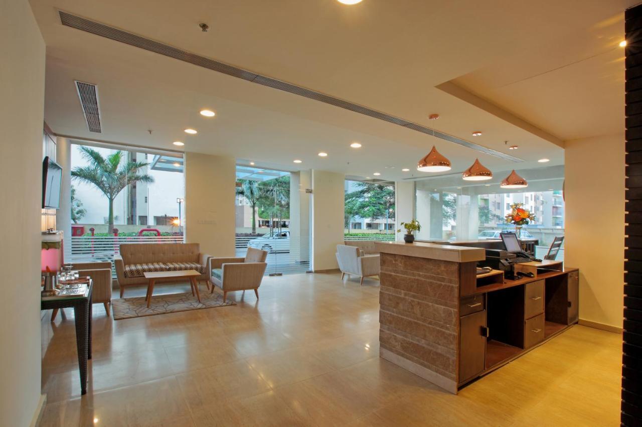 Starlit Suites Bangalore Kammasandra Zewnętrze zdjęcie