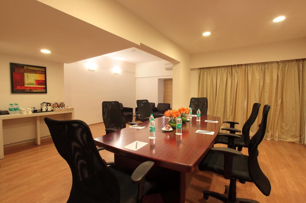 Starlit Suites Bangalore Kammasandra Zewnętrze zdjęcie