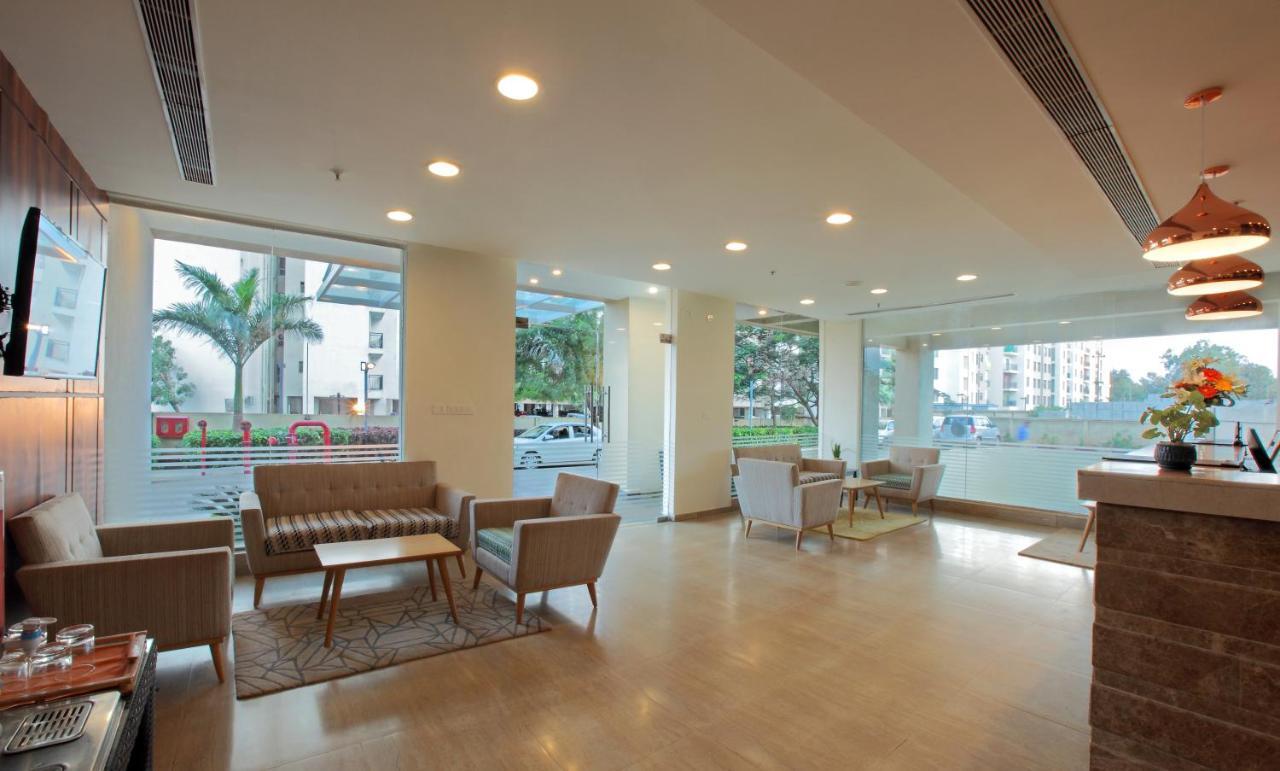 Starlit Suites Bangalore Kammasandra Zewnętrze zdjęcie